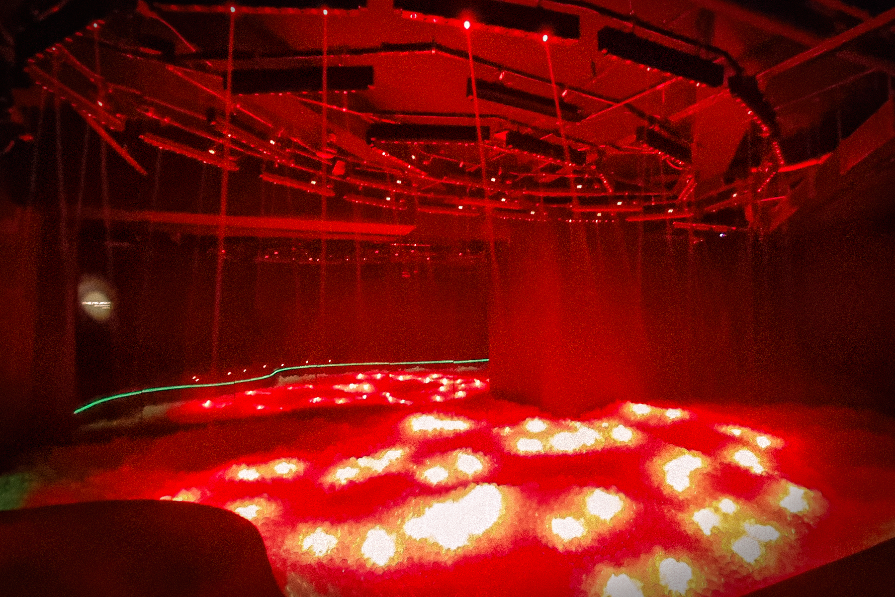 Ballpit_04.jpg